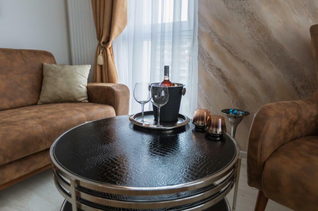 Alonisos Lux * Brasov